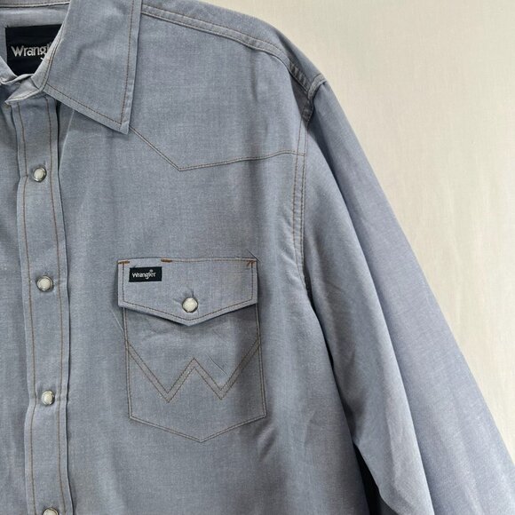 Wrangler Western Work Shirt Sz 17x35 Cowboy Cut Pearl Snap Pockets Chambray Blue - Picture 6 of 13